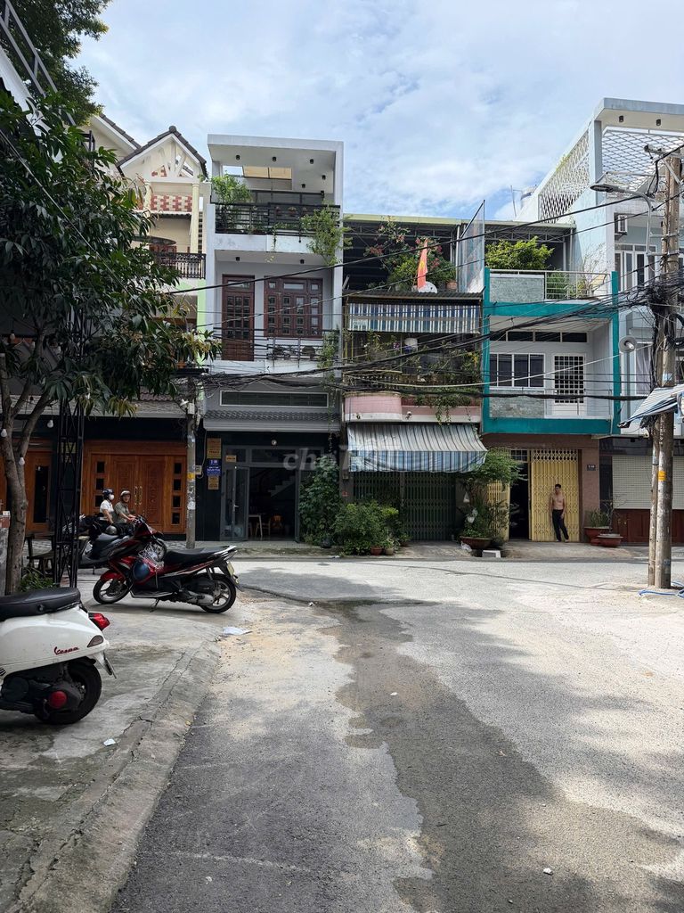 Rent an alley 8 M through Diệp Minh Châu 4x18 M: 3 Levels
