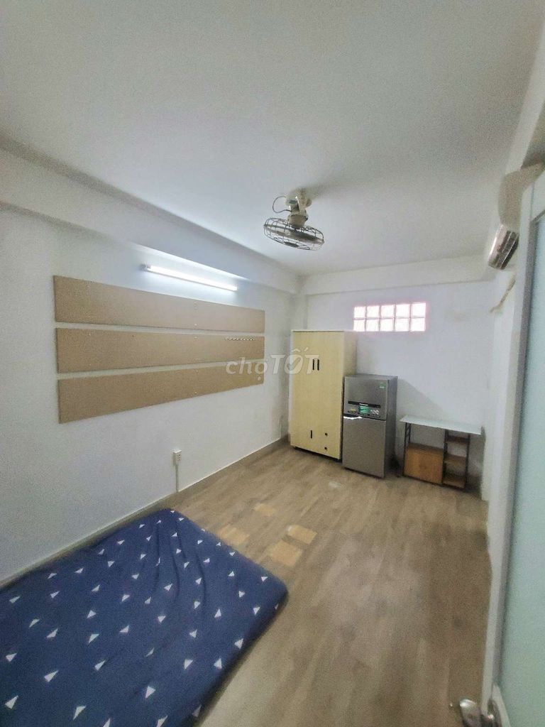 Nguyễn Xí Bình Thạnh ground room
