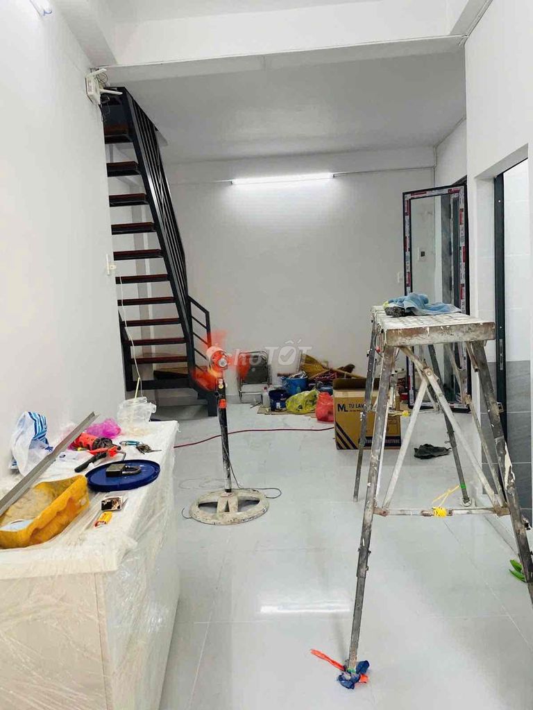 The new house is down to 1 Lý Thái Tổ District 10 24 m2 4th floor 2/14 million bedrooms - 14 million