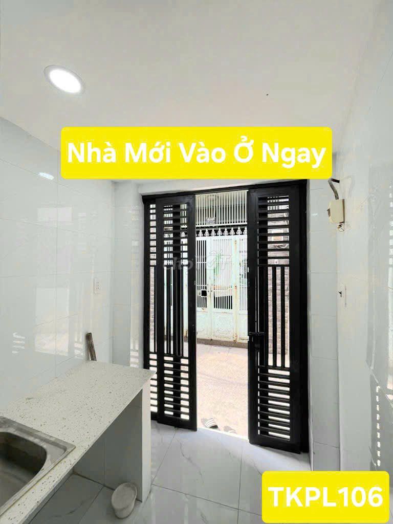 Rent a small 4 million/2-month apartment downtown in District 10