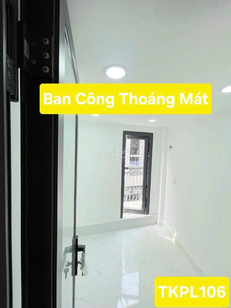 Rent a small 4 million/2-month apartment downtown in District 10