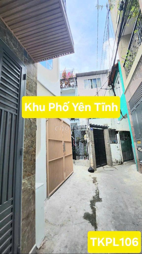 Rent a small 4 million/2-month apartment downtown in District 10