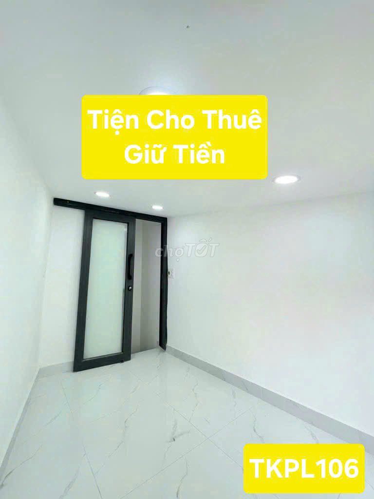 Rent a small 4 million/2-month apartment downtown in District 10
