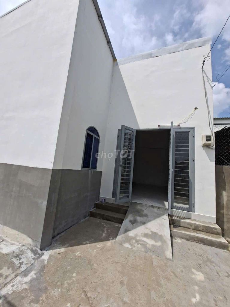 rent new house 150 M.100 M to market