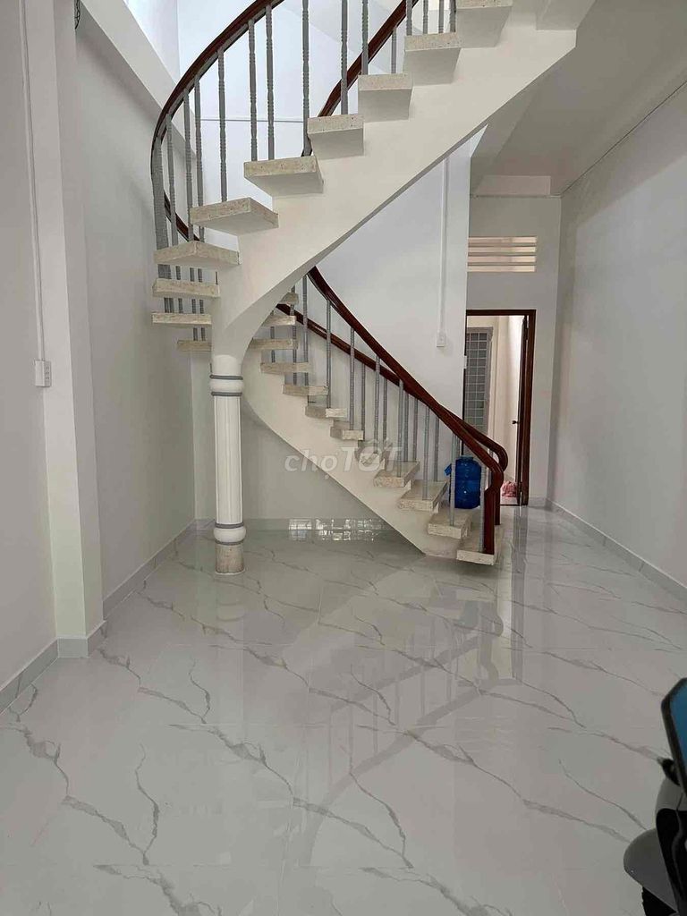 Rent a front house on số 1 D-Reders.