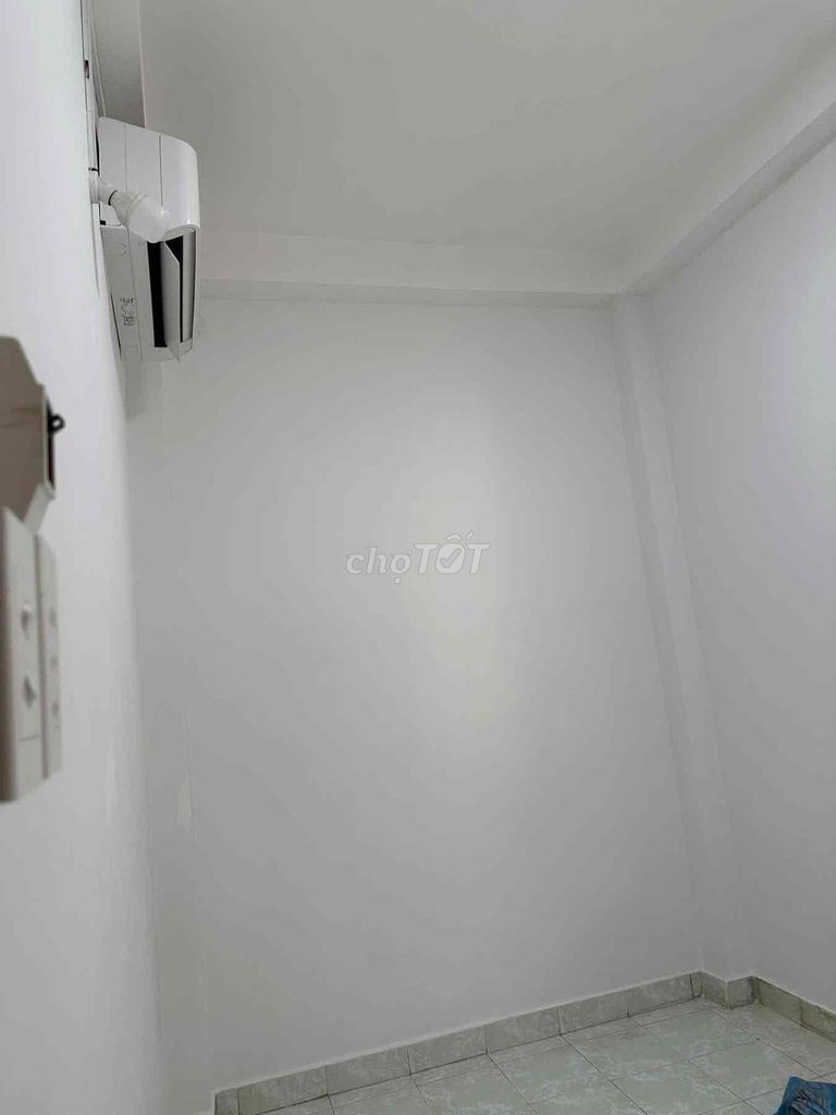 Rent a front house on số 1 D-Reders.