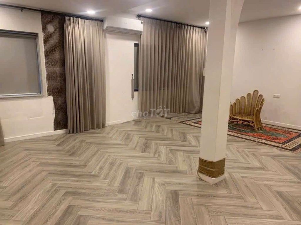 Rent the villa at 2 -1 Trần Não An Khánh.
