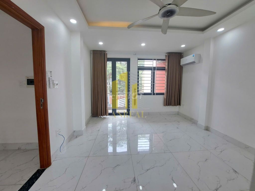 The Villa is 100 feet below the cost of 30 million.