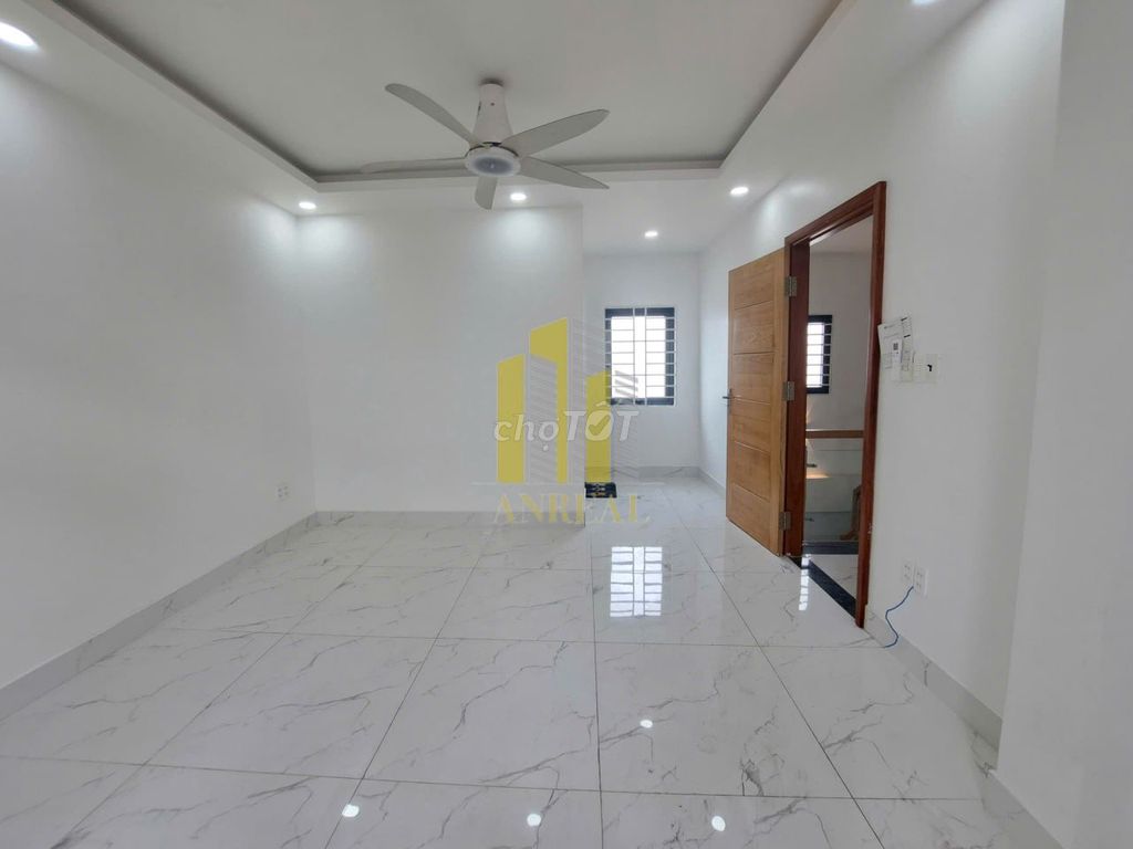 The Villa is 100 feet below the cost of 30 million.