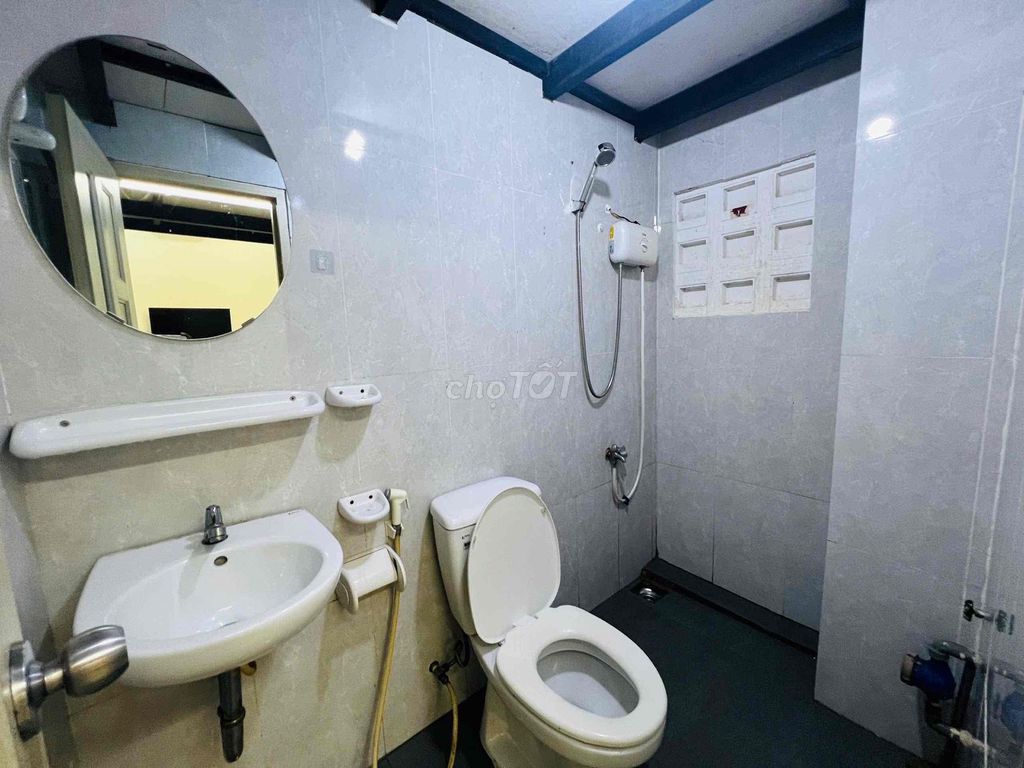 Pass room