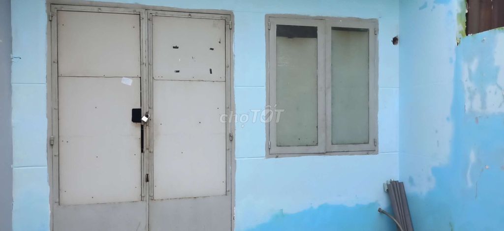 We'll rent it to first floor. There are two bathrooms.