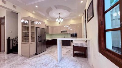Hoàng Văn Thụ Phú Nhuận front house for rent