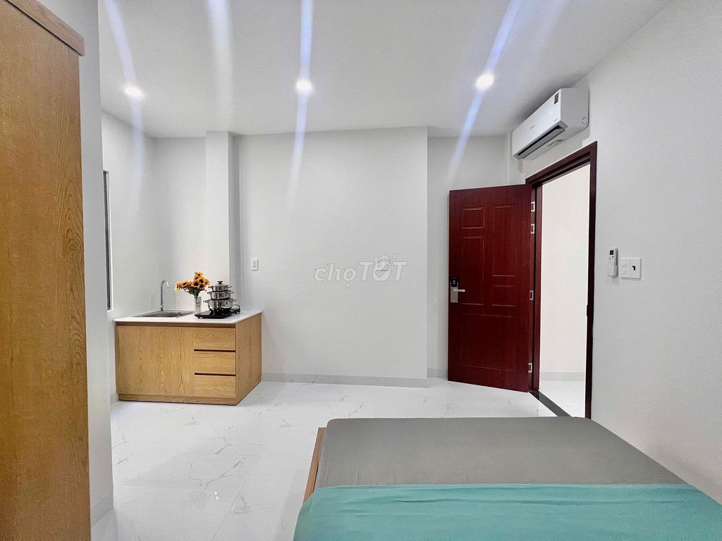 The new room is brand new near the new kcx in District 7