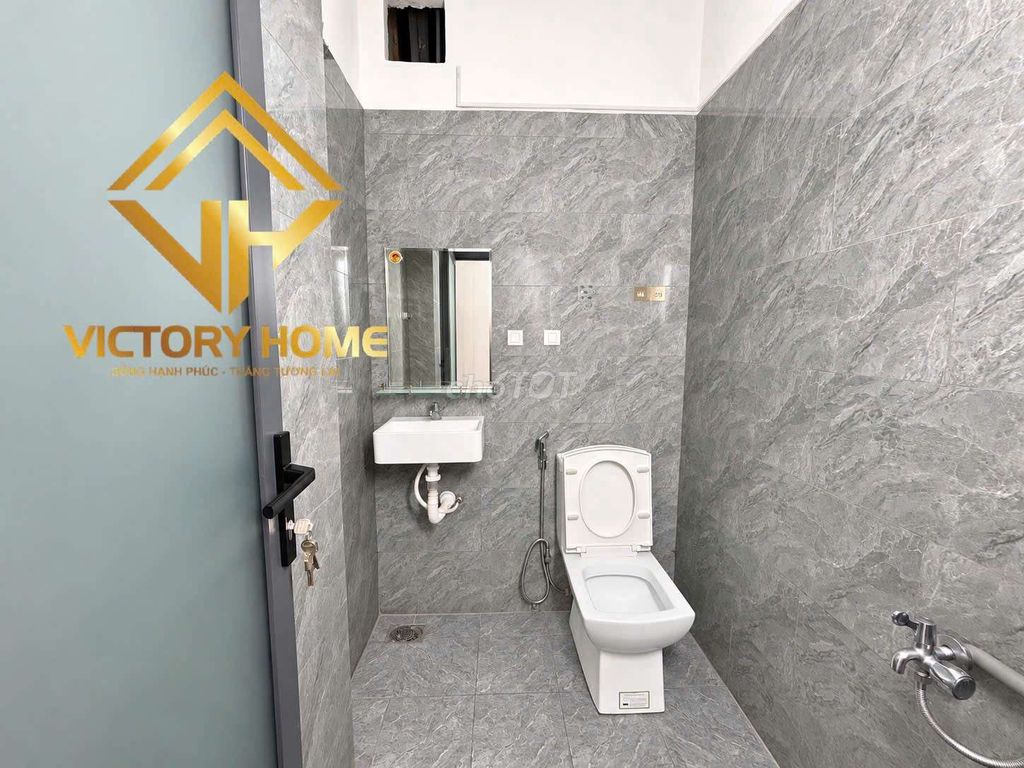 Walk vlu, rent the balcony studio - Dương Quảng Hàm