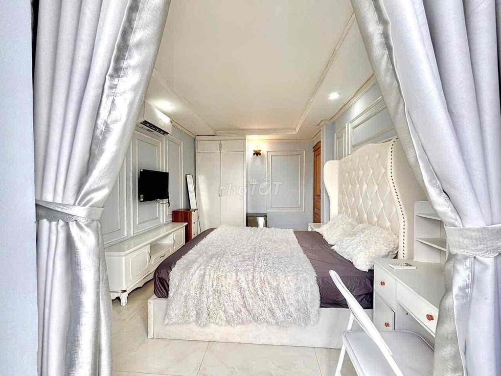 The new studio is full inside TYBPhan Chu Trinh Bình Thạnh cheap balcony