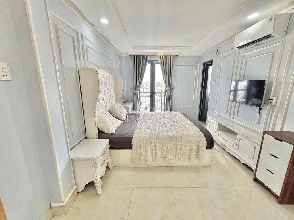 The new studio is full inside TYBPhan Chu Trinh Bình Thạnh cheap balcony