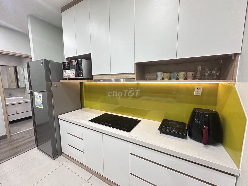 Rent La Astoria 3 bedrooms, high floors, interiors.