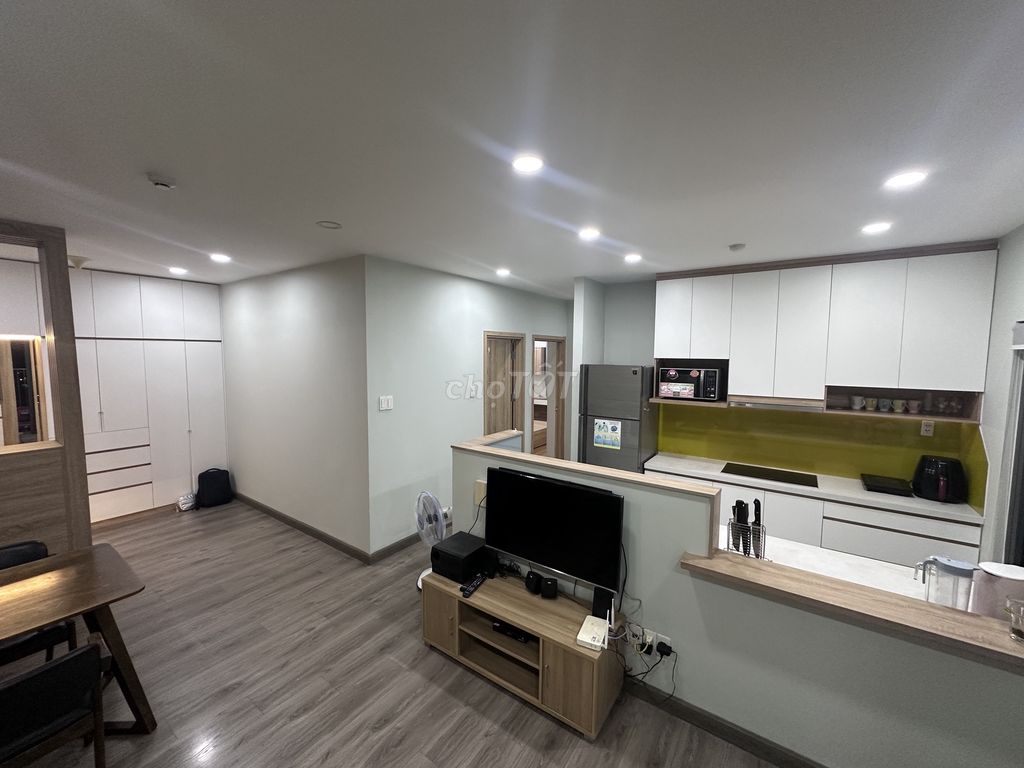 Rent La Astoria 3 bedrooms, high floors, interiors.