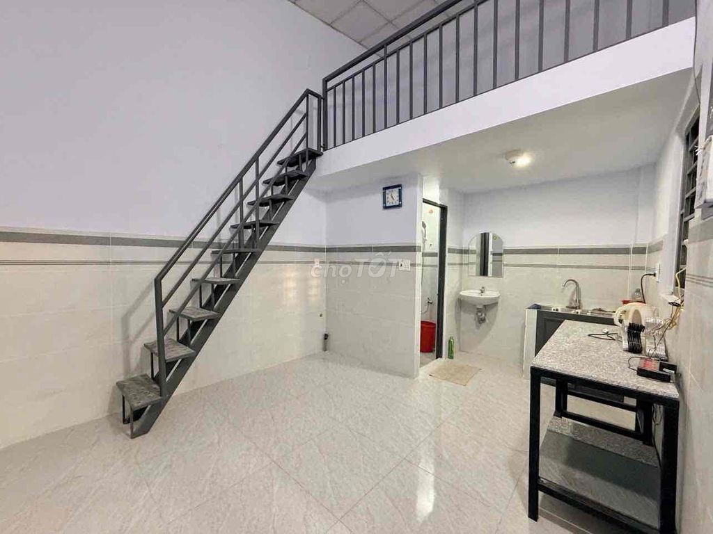 One room near University xmt - gtvt, convenient to move center