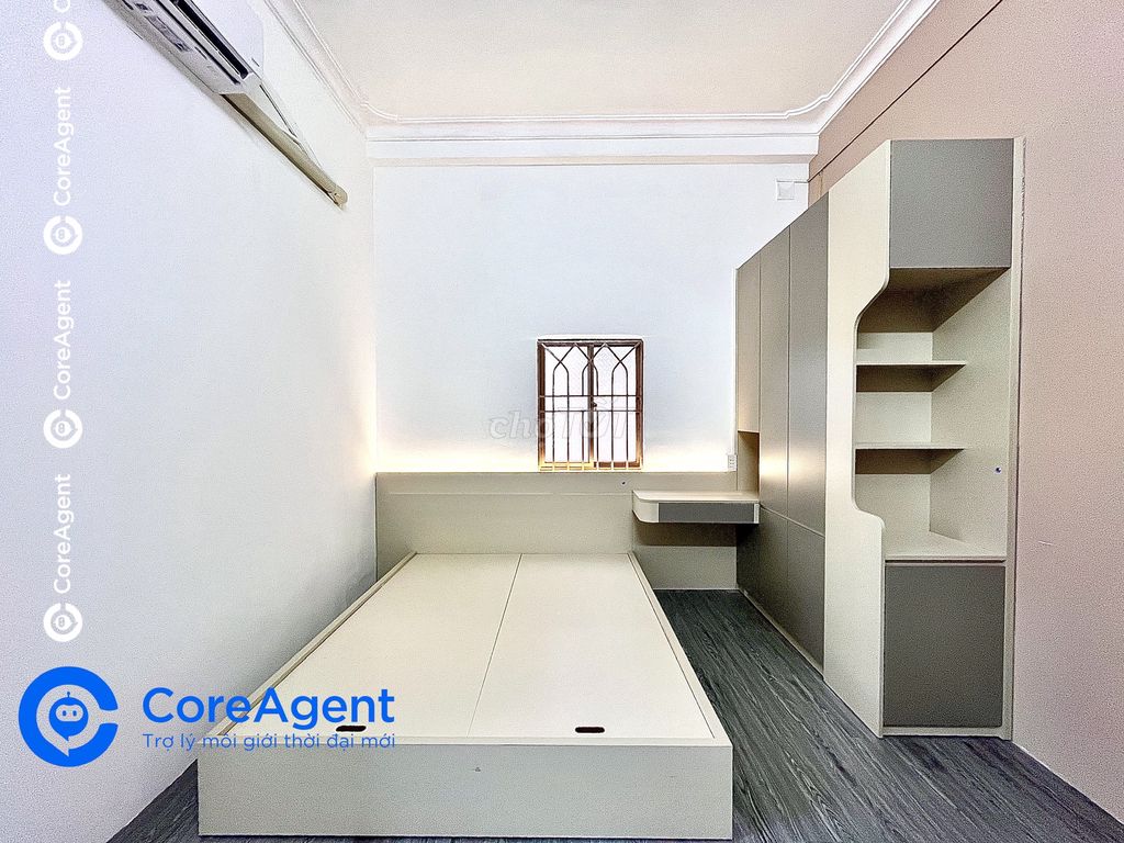 Open a balcony bedroom. One living room, please.