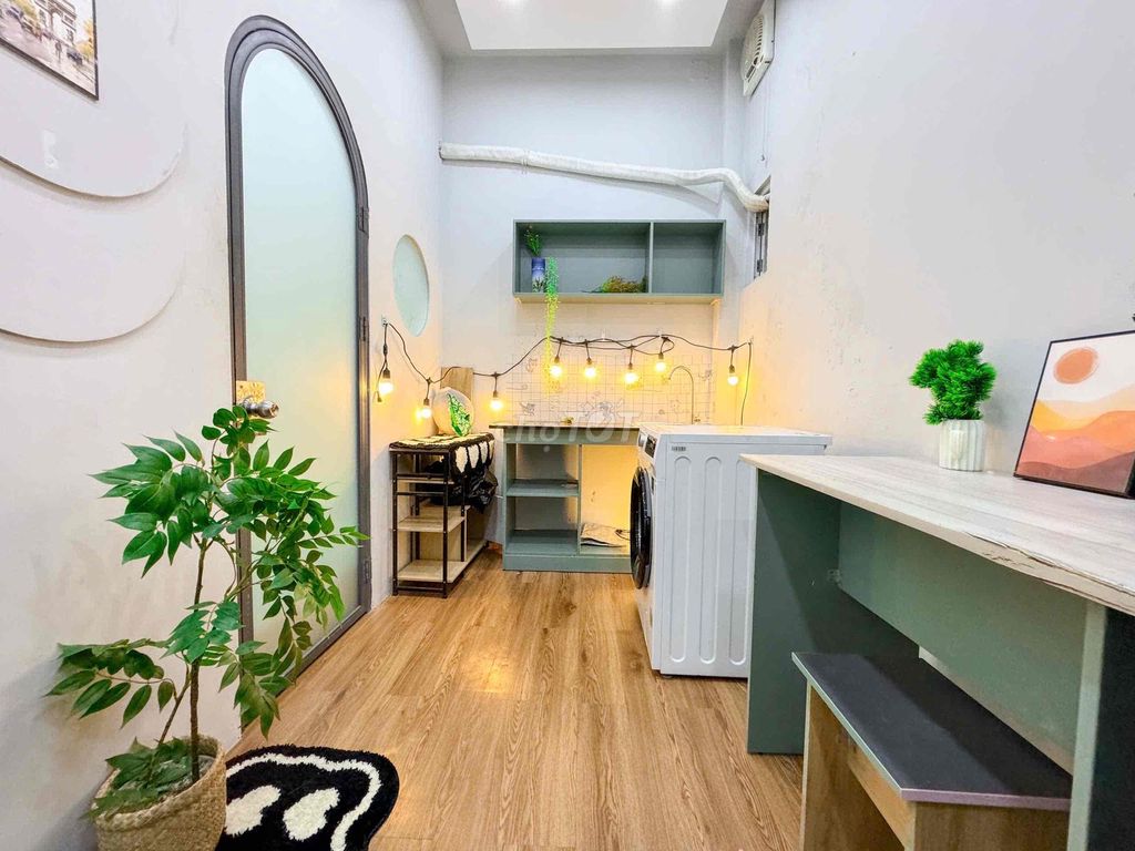 Two bedrooms, one bathroom in Li, free of Car Three.