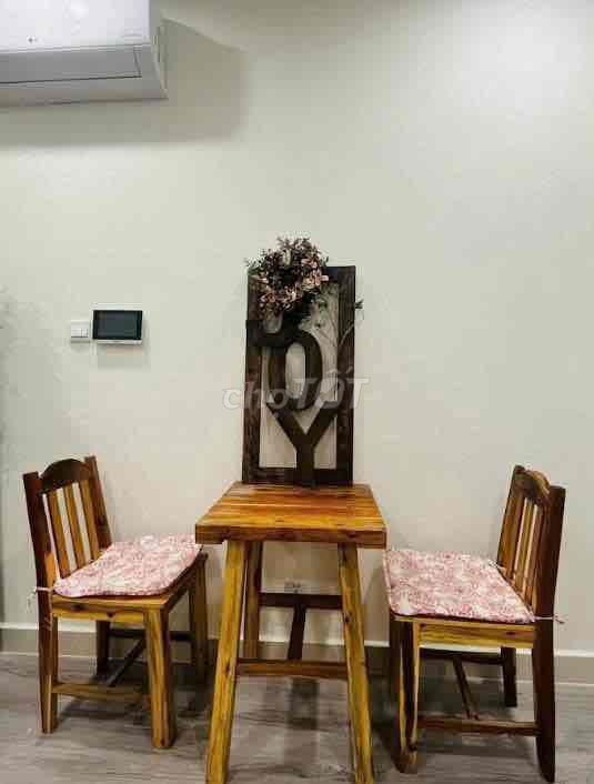 Rent studio full of furniture 6.5 million a month.