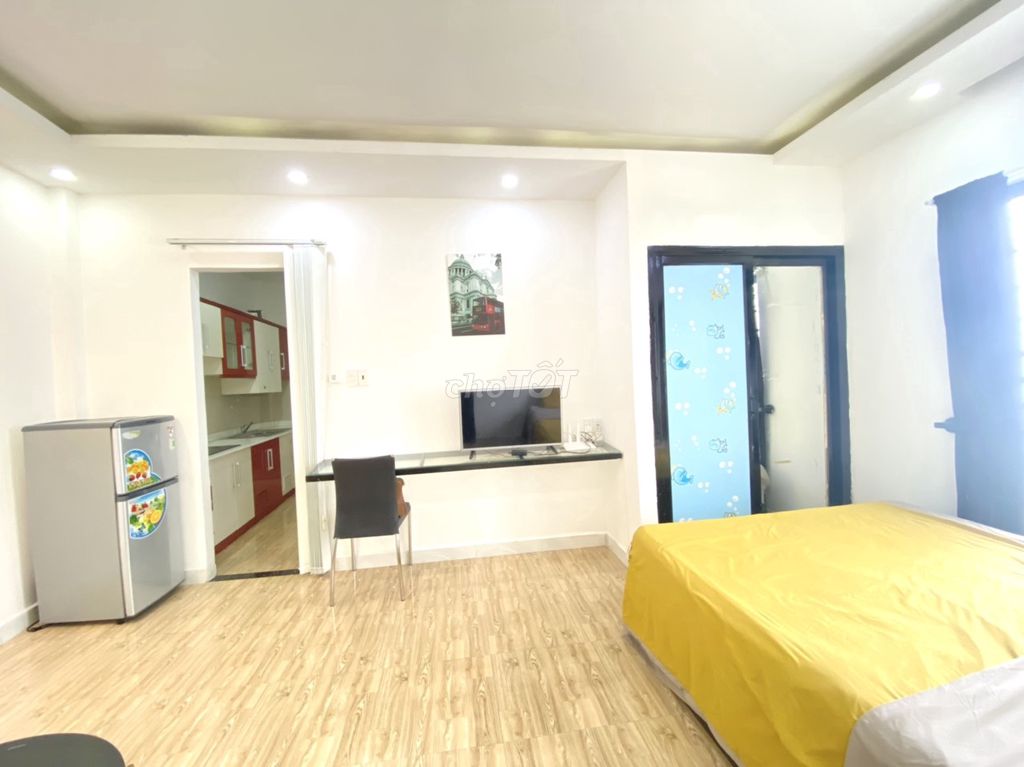 The apartment is full of furniture near the board market, the word "subjudiced"