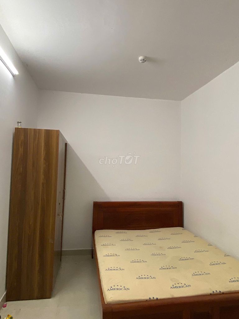 We'll have two bedrooms rented, a full-scan bathroom cost six million.