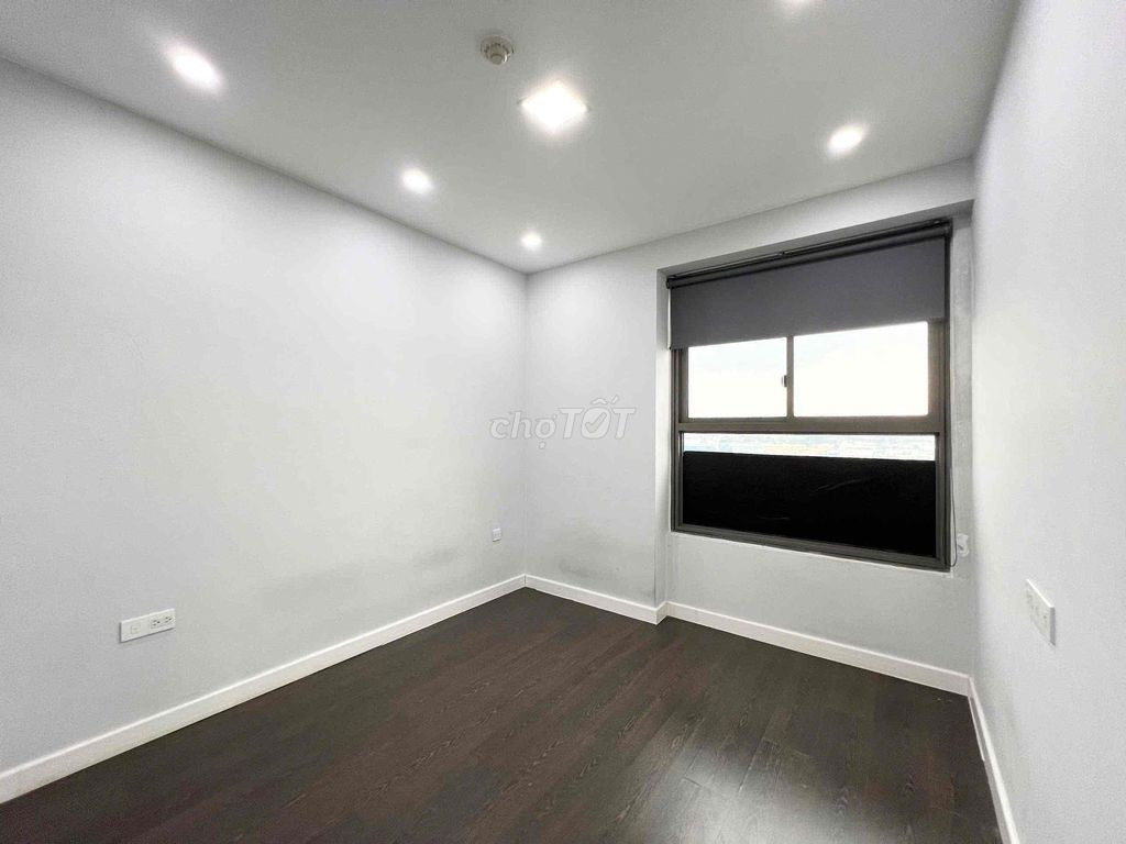 Rent Orchard Garden 3 bedrooms 2 basic interior toilets near the airport 20 million