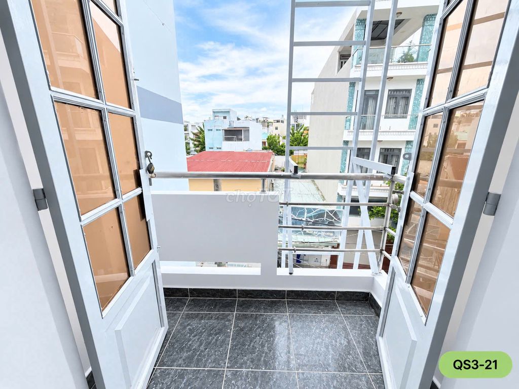 Open up the newly built suite.
