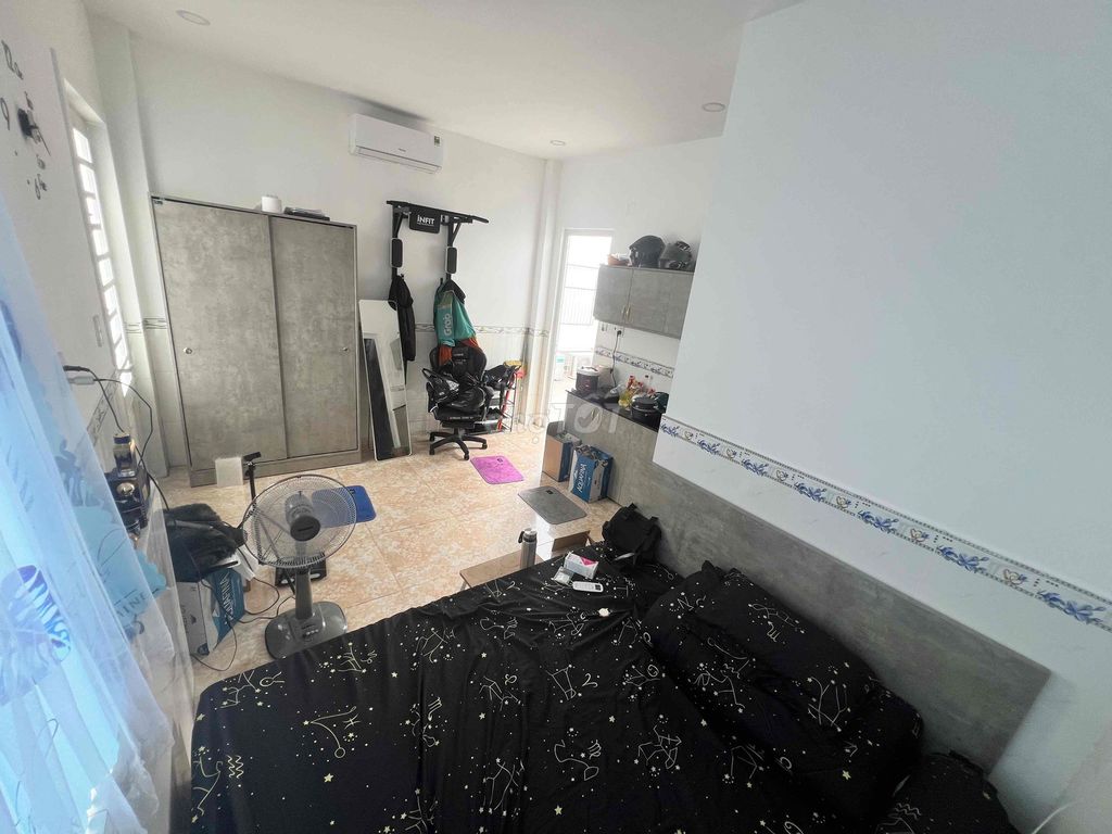 The nice room is cheap