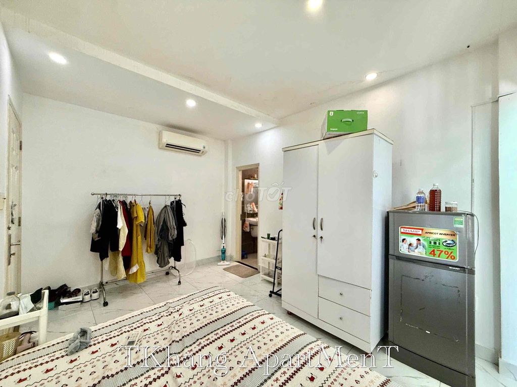 Rent a kitchen bedroom 25 meters, full of furniture, just Thành Thái.