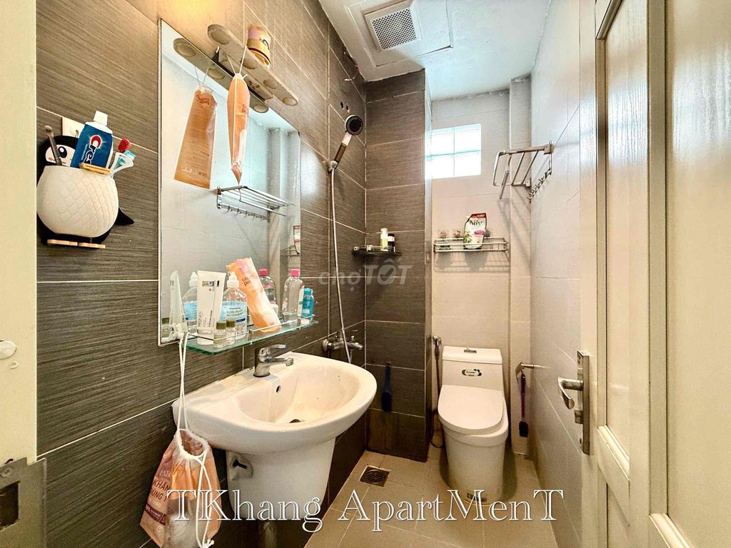 Rent a kitchen bedroom 25 meters, full of furniture, just Thành Thái.