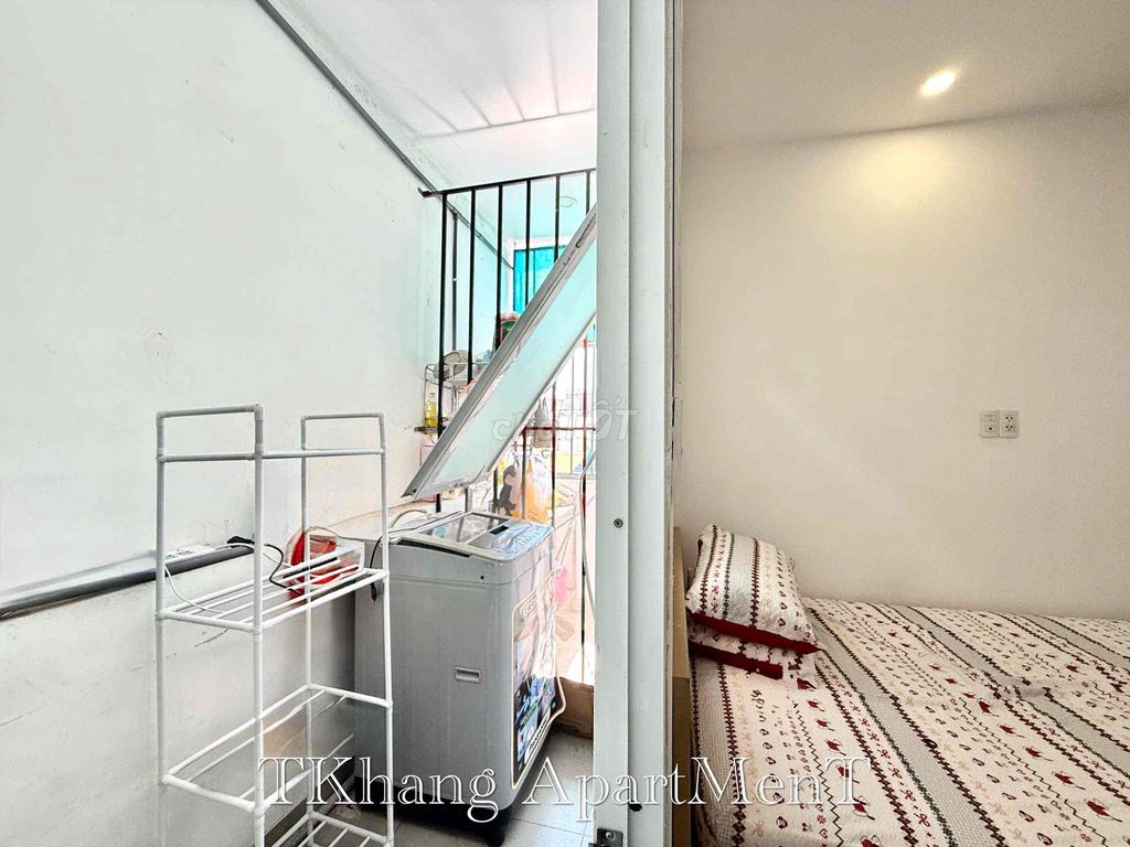 Rent a kitchen bedroom 25 meters, full of furniture, just Thành Thái.