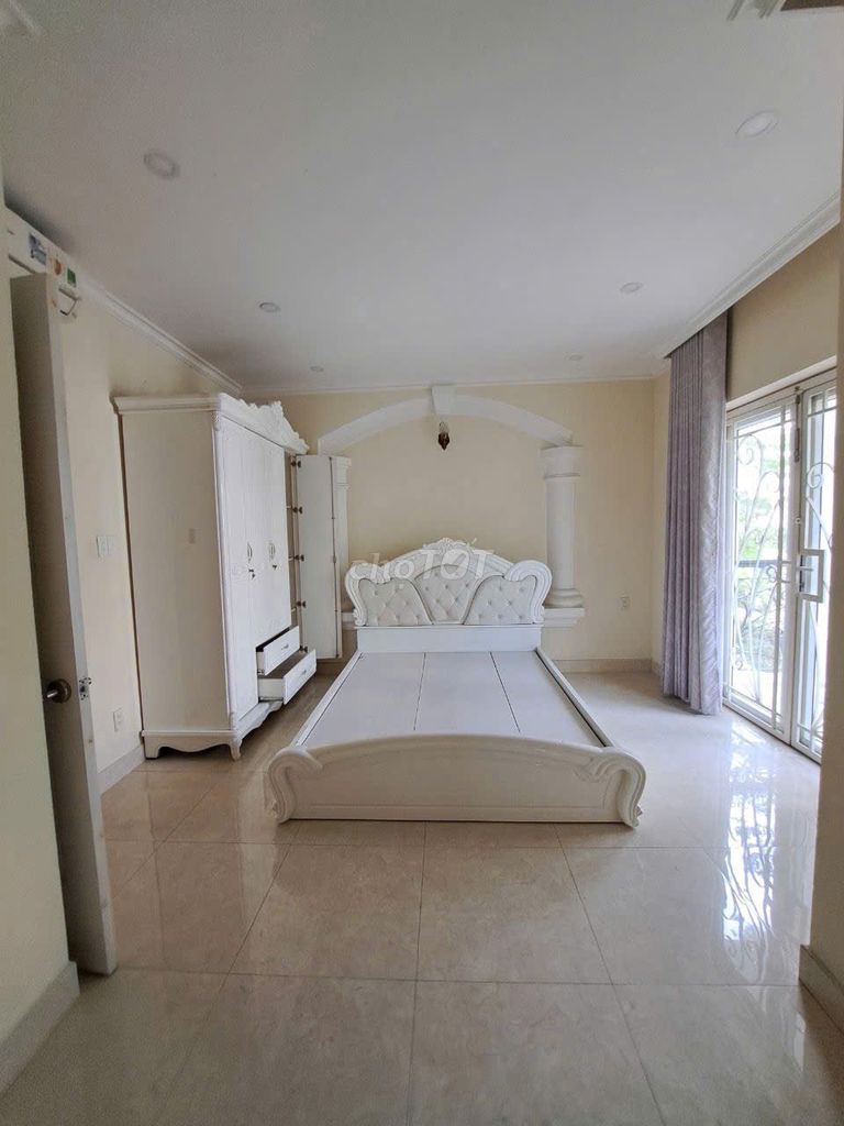 Rent the entire alleyway 80/5 B Trần Quang Diệu, 717 14, District 3.