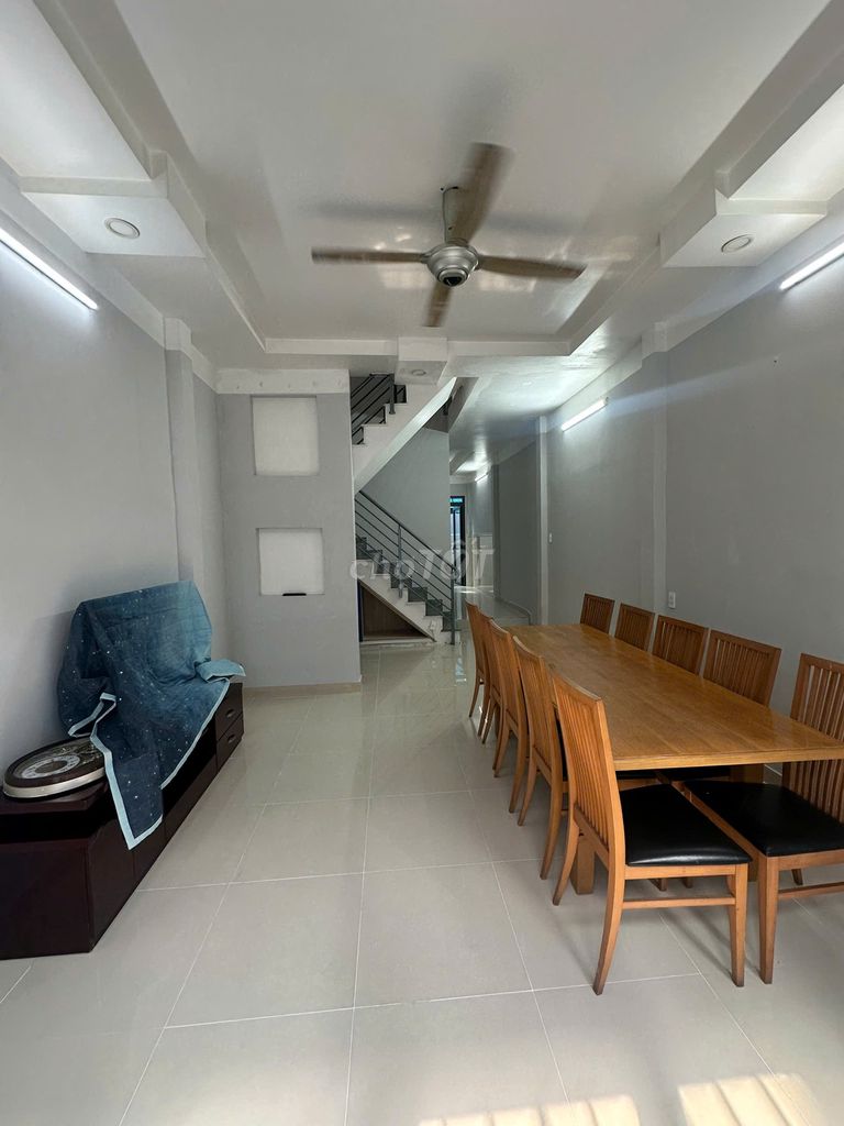 Rent the Home of the United States Department of State P.Tân Phong.