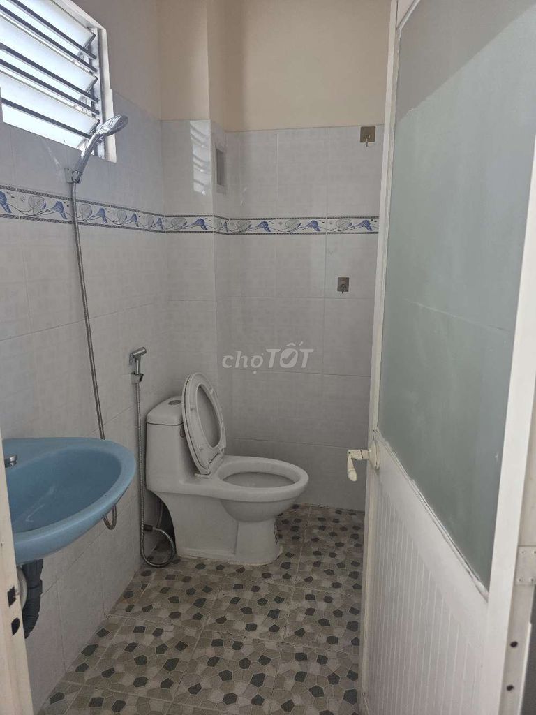 Rent the whole house for 7 million-- Bà Điểm, Hóc Môn