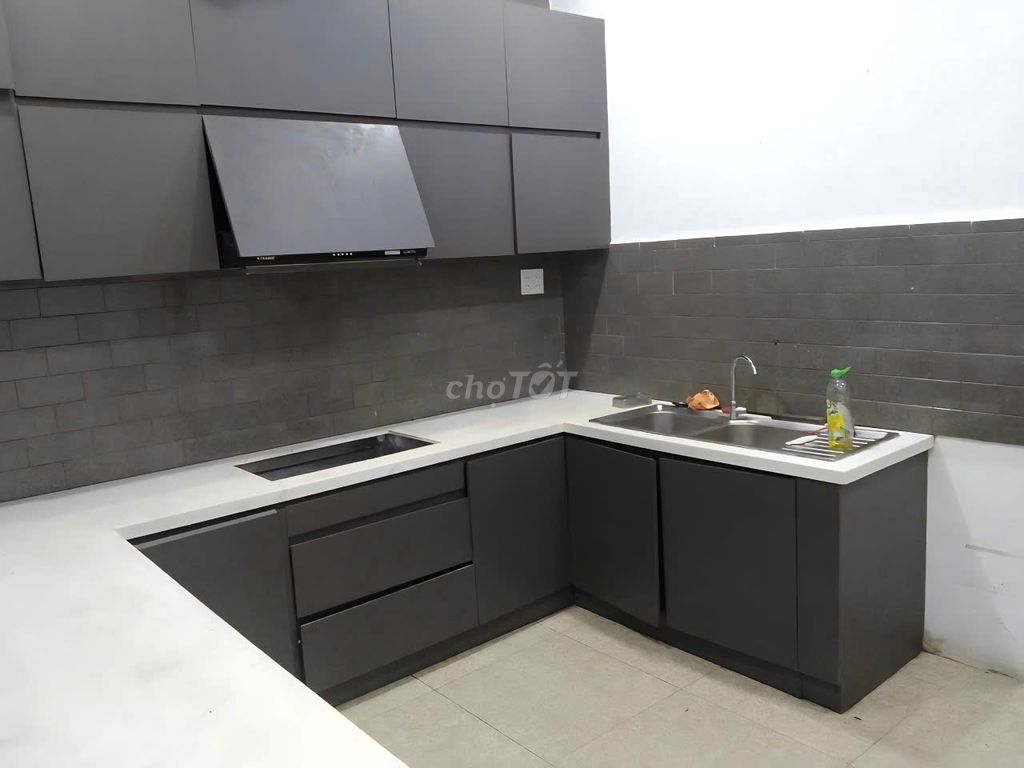 Need to rent a corner 2-1 250 Aq1000 26 Q.Bình Thạnh