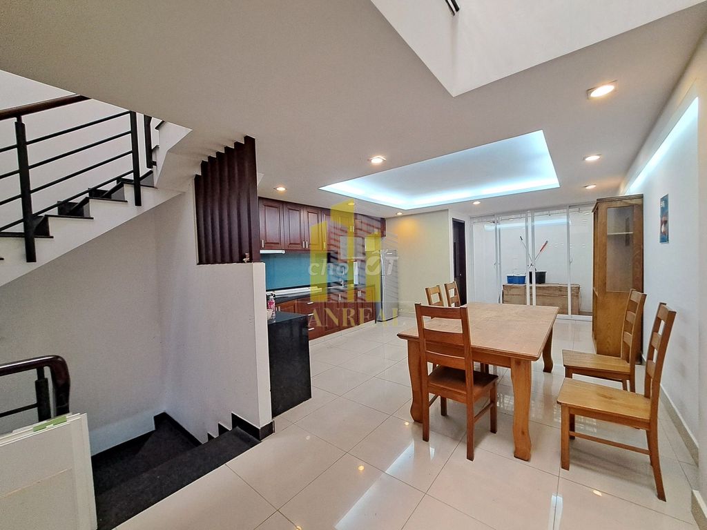 Only 28 million An Phú city districts to rent a three-story basement.