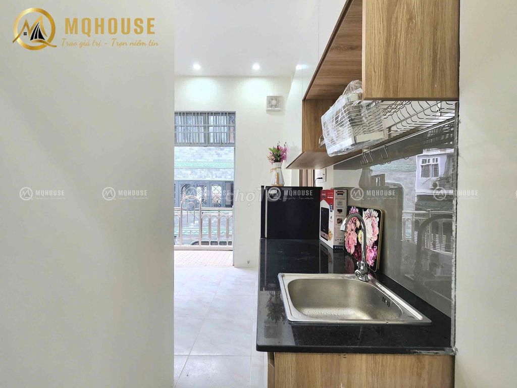 One bedroom. A big, wide-priced balcony living room right here in K300 Lotte Republic.