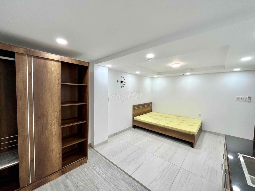 Nice, comfortable studio.