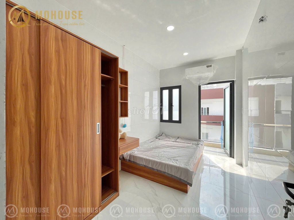 Two-foot bedrooms, two balconies, 55 meters per square degree.