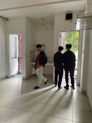 There are two rooms on the first floor. A toilet with a balcony on it. Four to five people.