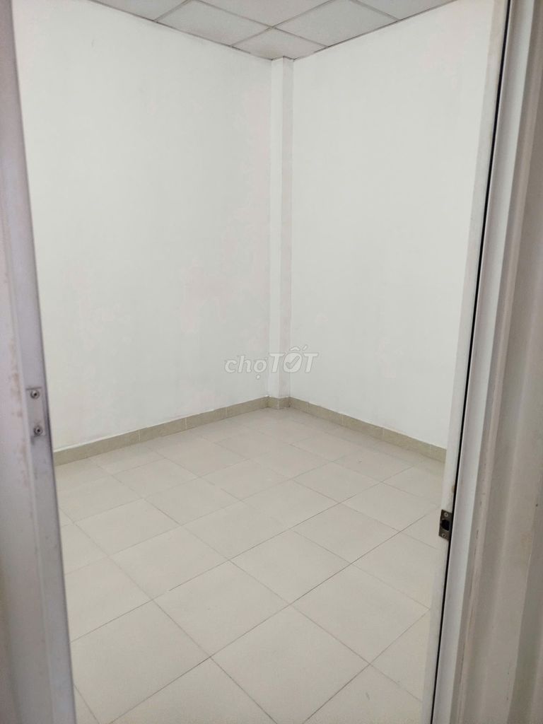 Nc Nguyễn Thượng Hiền 4 x 8 meters 1 .1 .1 floor 2 bedroom