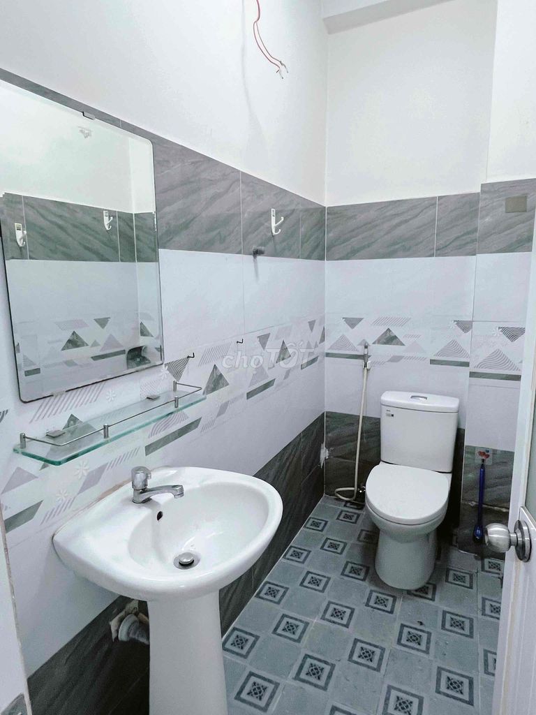 Rare!! A 1st Hồng Bàng 4 x 18 meters 5 bedroom 6 multi-million toilets