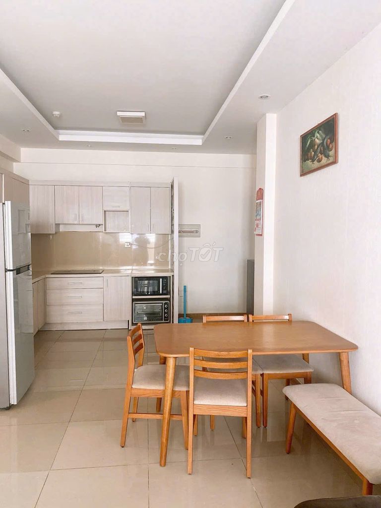 Rent the German apartment, 97 meters, 3 bedrooms, 2 full-on-one toilets 12 million.