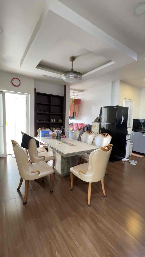Rent the Tản Đà penthouse District 5 - 220 M2 - 4 bedrooms