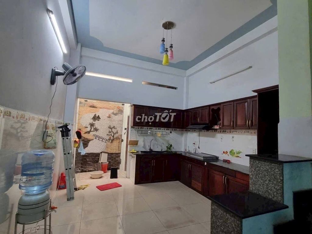 Rent the original three bedrooms, four toilets, Số 19 Road, 8 Gò Vấp.