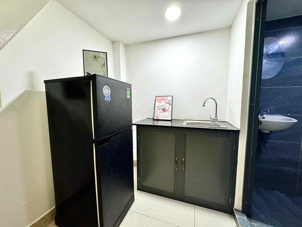 We'll rent a high-rise, 28 meters wide, in the Gò Vấp village park.