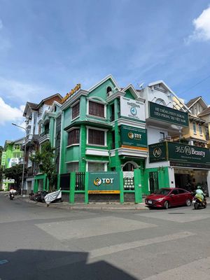 Two fronts to Hoa Lan and Phan Long
